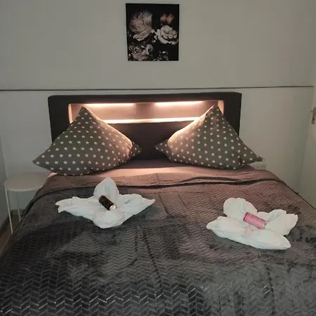 Parkvilla Koehler * Целла-Мелис