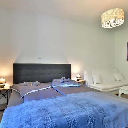 Parkvilla Koehler Целла-Мелис