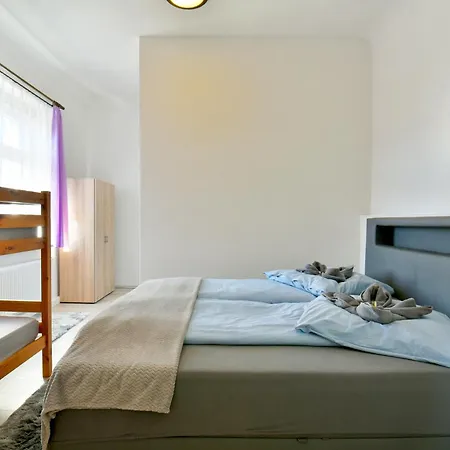 Проживание в семье Parkvilla Koehler Целла-Мелис